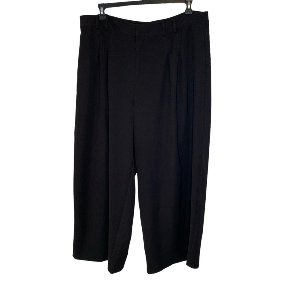 Eloquii black pleated wide leg dress pant with pockets. Size‎ 16
